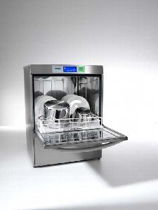 машина_посудомоечная_winterhalter_uc_l_dish_со_смягчителем_воды_новотель_1.jpg