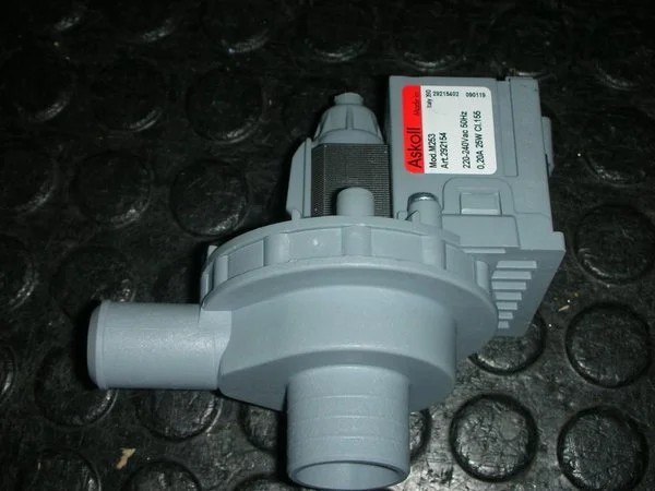 помпа_8395_0002_для_машины_посудомоечной_фронтальной_т_м__vortmax_1.jpg